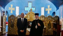 archbishop & Cyprus consul_InPixio